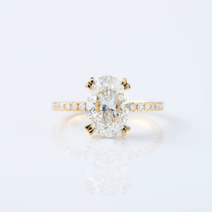 Oval Cut IGI Certified Lab Grown Diamond Solitaire Engagement Ring