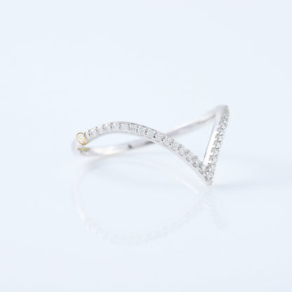 V Shape Lab Grown Diamond Wishbone Wedding Ring