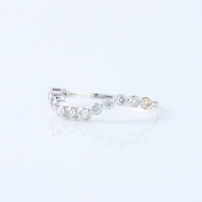Round Cut Moissanite Diamond Curved Wedding Band