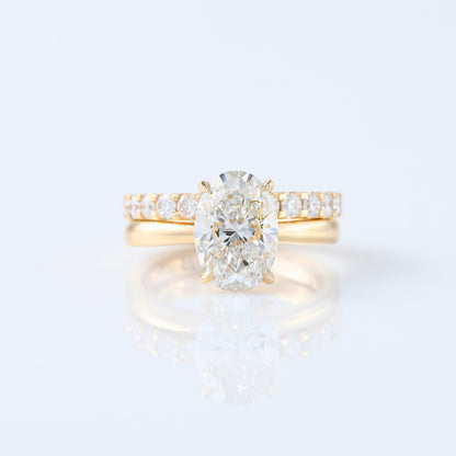 Oval Cut Moissanite Solitaire Ring With Matching Eternity Ring Set 