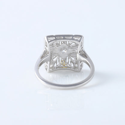 Vintage Art Deco Round Cut Moissanite Engagement Ring