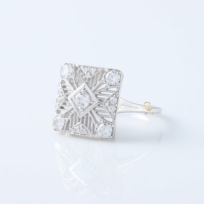 Vintage Art Deco Round Cut Moissanite Engagement Ring
