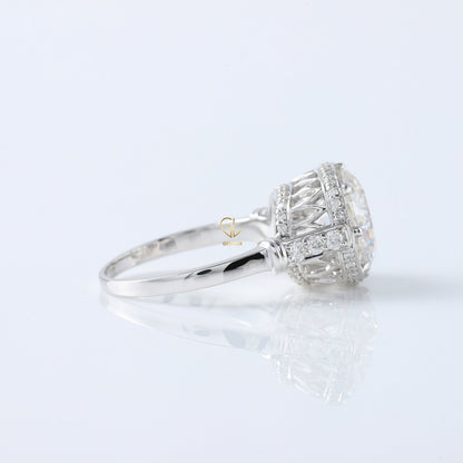 Art Deco Round Moissanite Filigree Engagement Ring