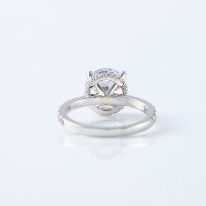 Round Cut Moissanite Diamond Solitaire With Accent Engagement Ring 