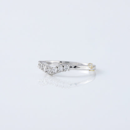 Seven Stone Round Cut Moissanite Diamond Wishbone Wedding Band