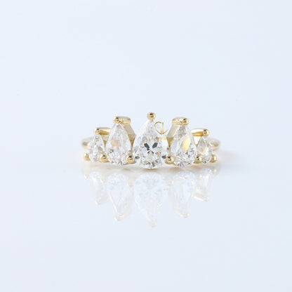 Pear Cut Moissanite Diamond Engagement Ring